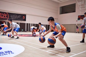 篮球初中学生训练方法视频